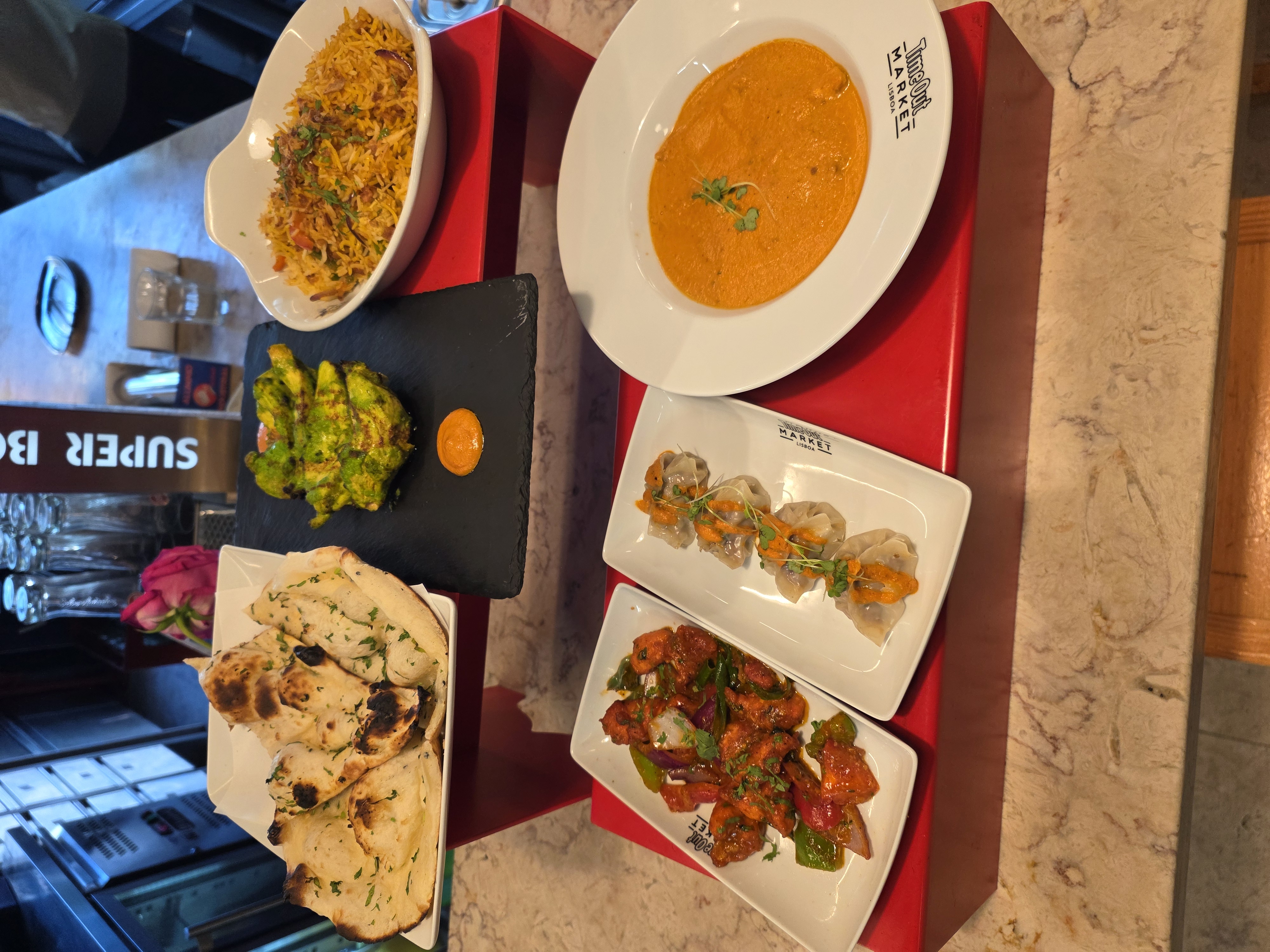 Lisbon Food & Culture Tour – 3 Hours tuk tuk tour